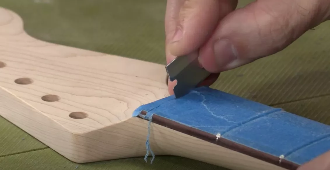 Abdecken des Abschnitts durch die Mutter