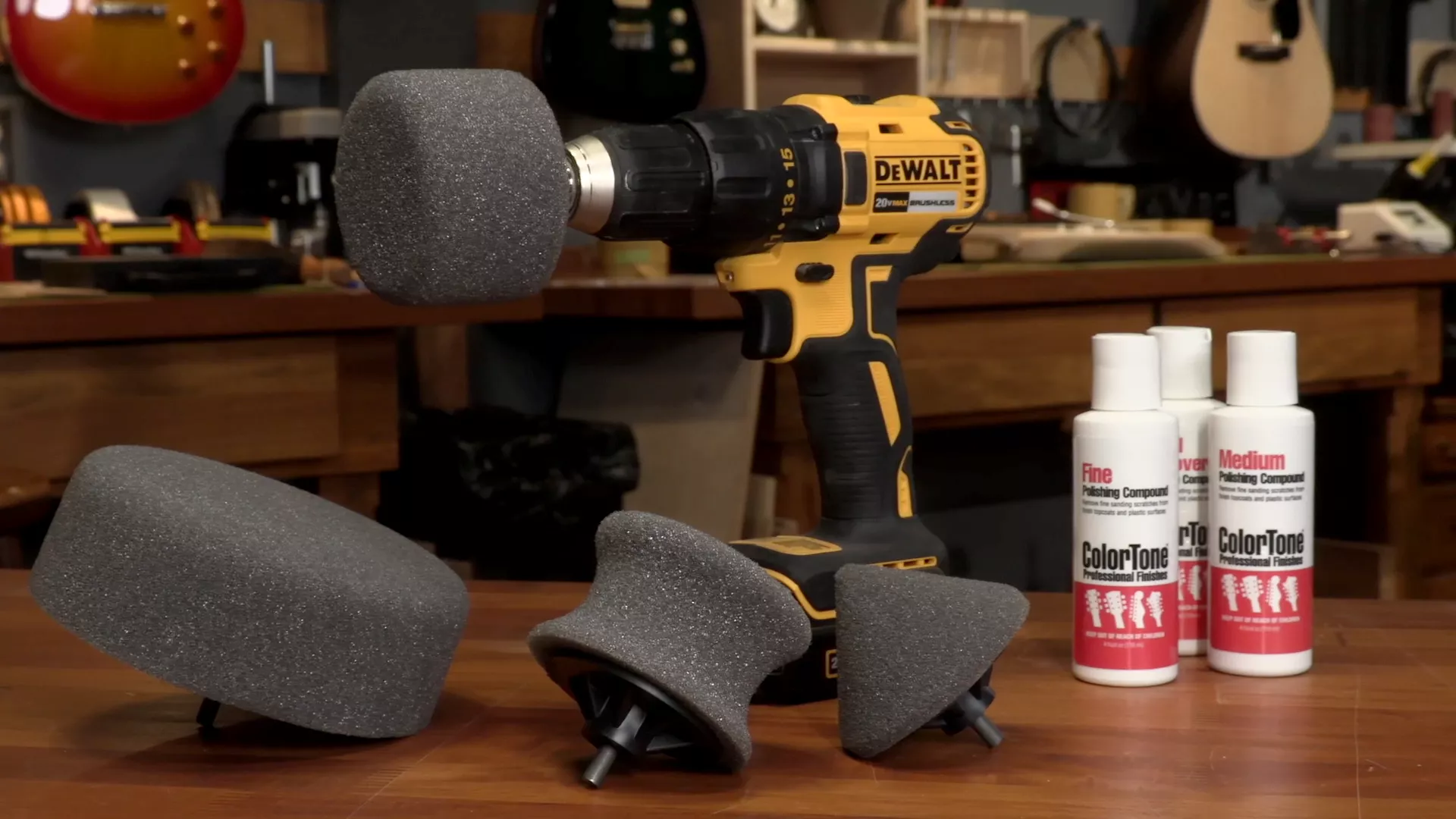 Bohrbüchse mit Poliermitteln