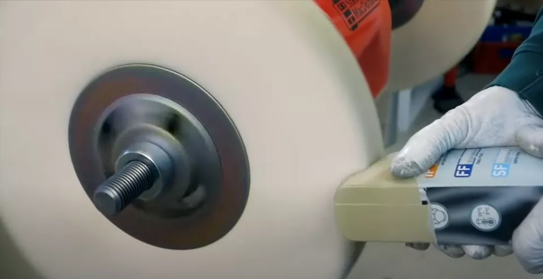 Trockene Poliermasse mit Arbor