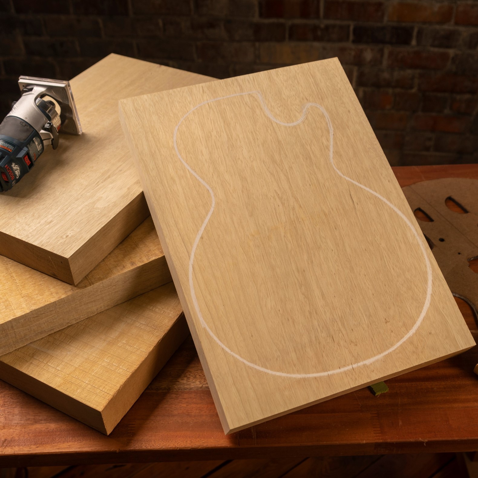 Handgepflückte Tonhölzer für solidbody-Gitarren