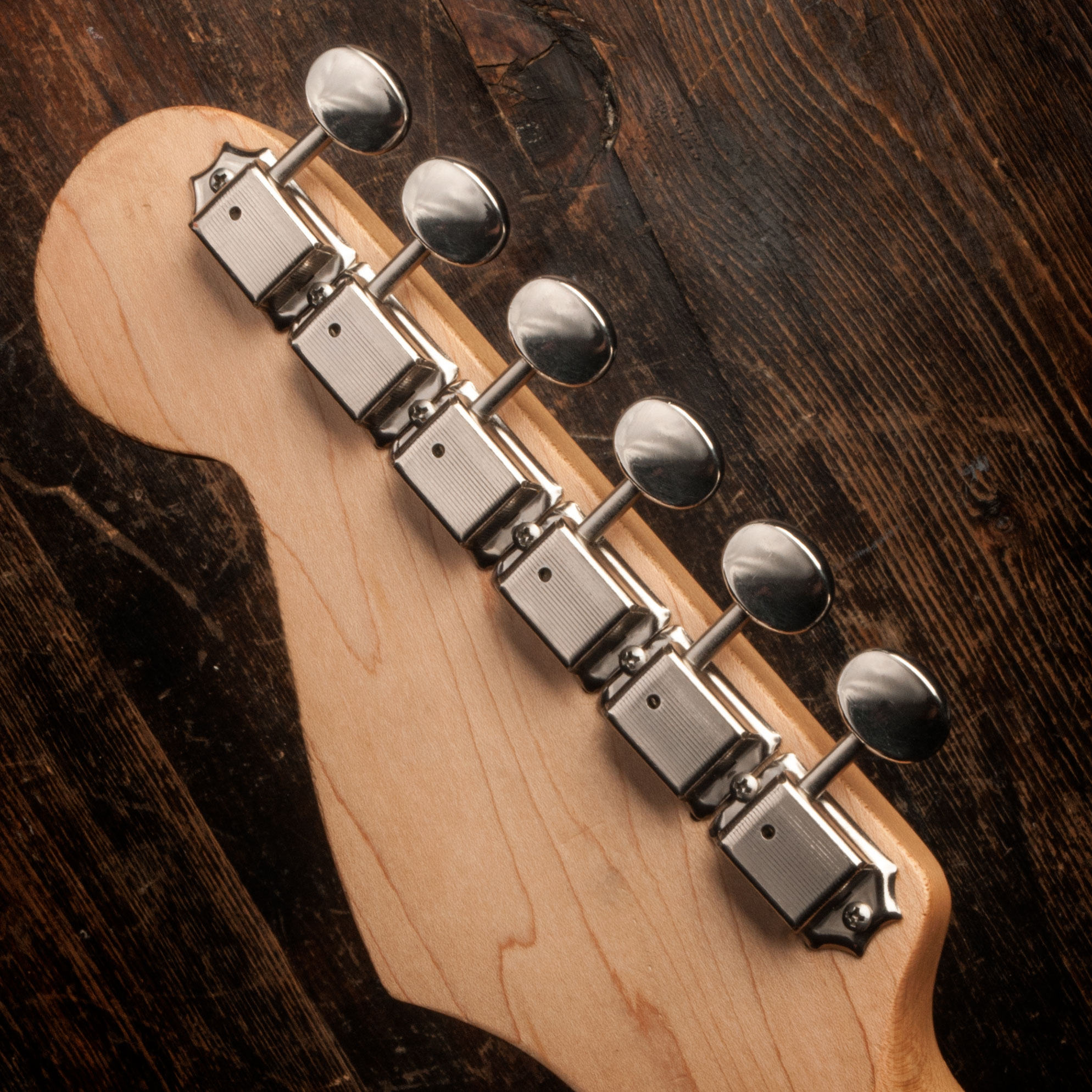 „Gotoh Vintage-style Oval Knob 6-In-Line“-Stimmmechaniken