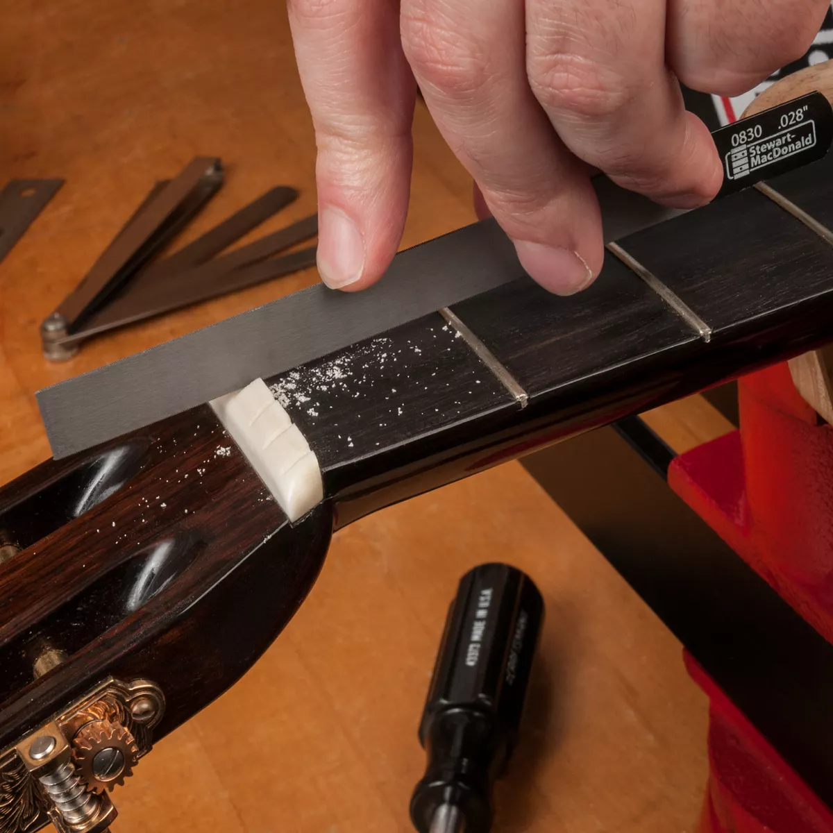 Sattelfeilen in verschiedenen Breiten Sattelfeilen in verschiedenen Breiten