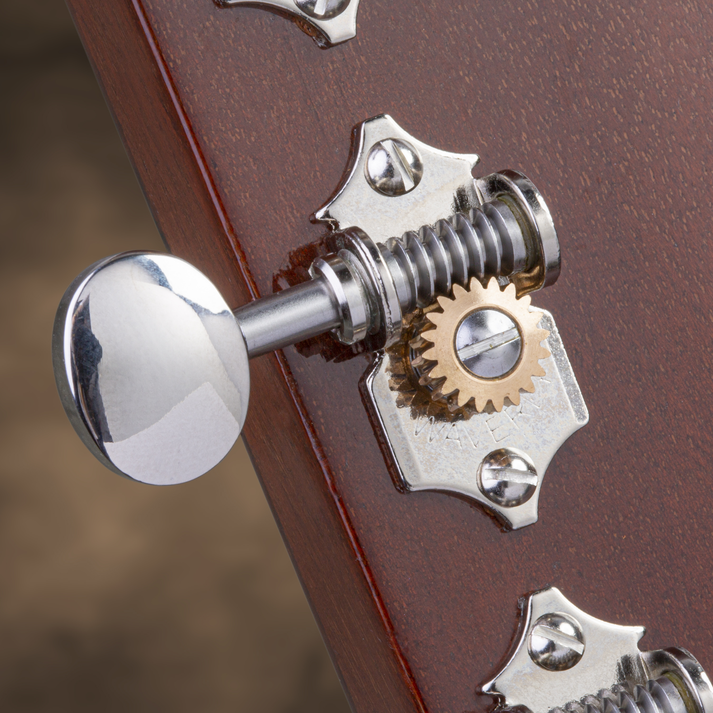 „Waverly High Ratio“-Stimmmechaniken für Gitarre mit ovalen Vintage-Flügeln für massive Kopfplatten