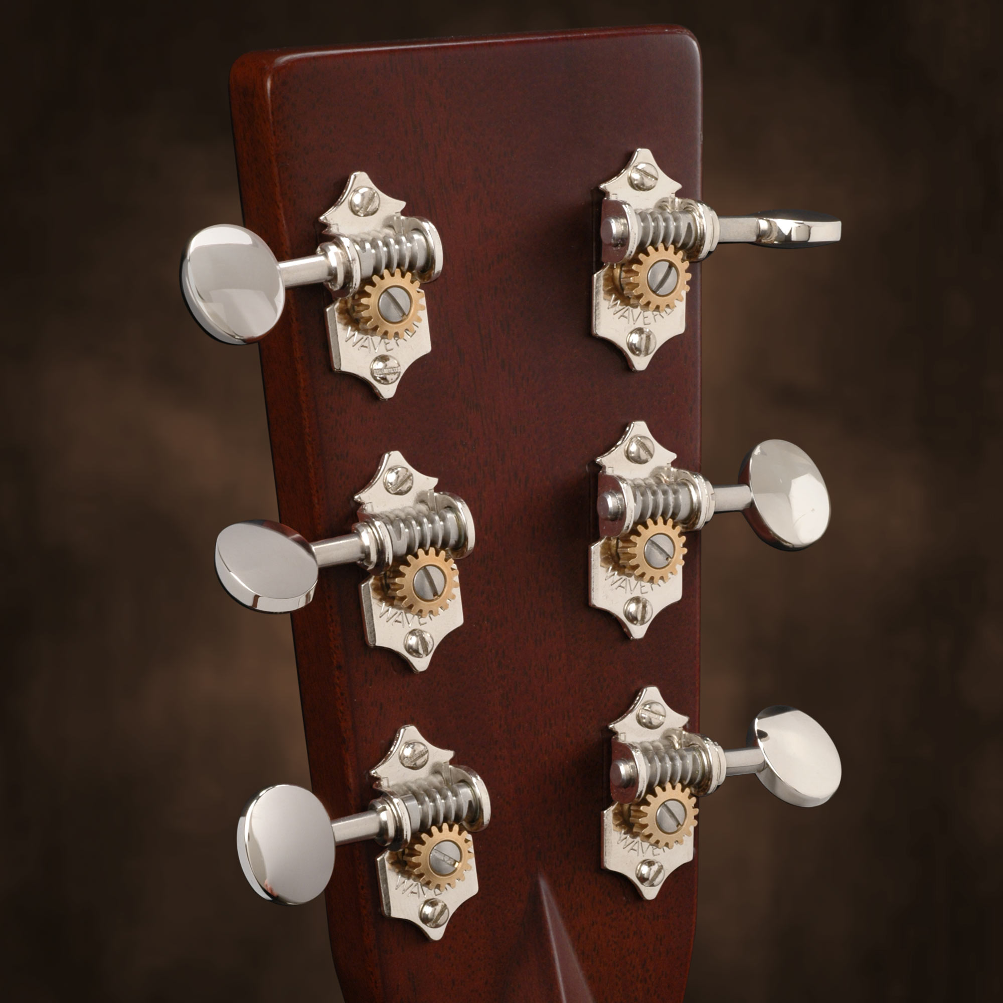 Waverly-Stimmmechaniken für Gitarre mit ovalen Vintage-Flügeln für massive Kopfplatten