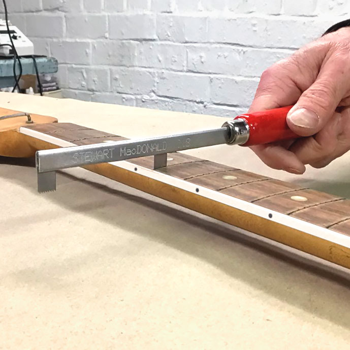 Säge für Neubundierungen