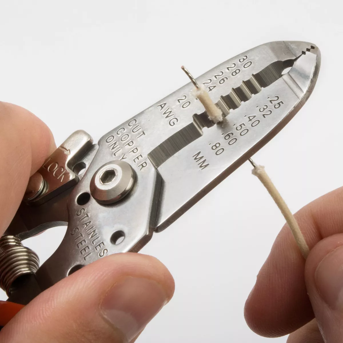 Drahtabstreifer mit feiner Dicke Drahtabstreifer mit feiner Dicke