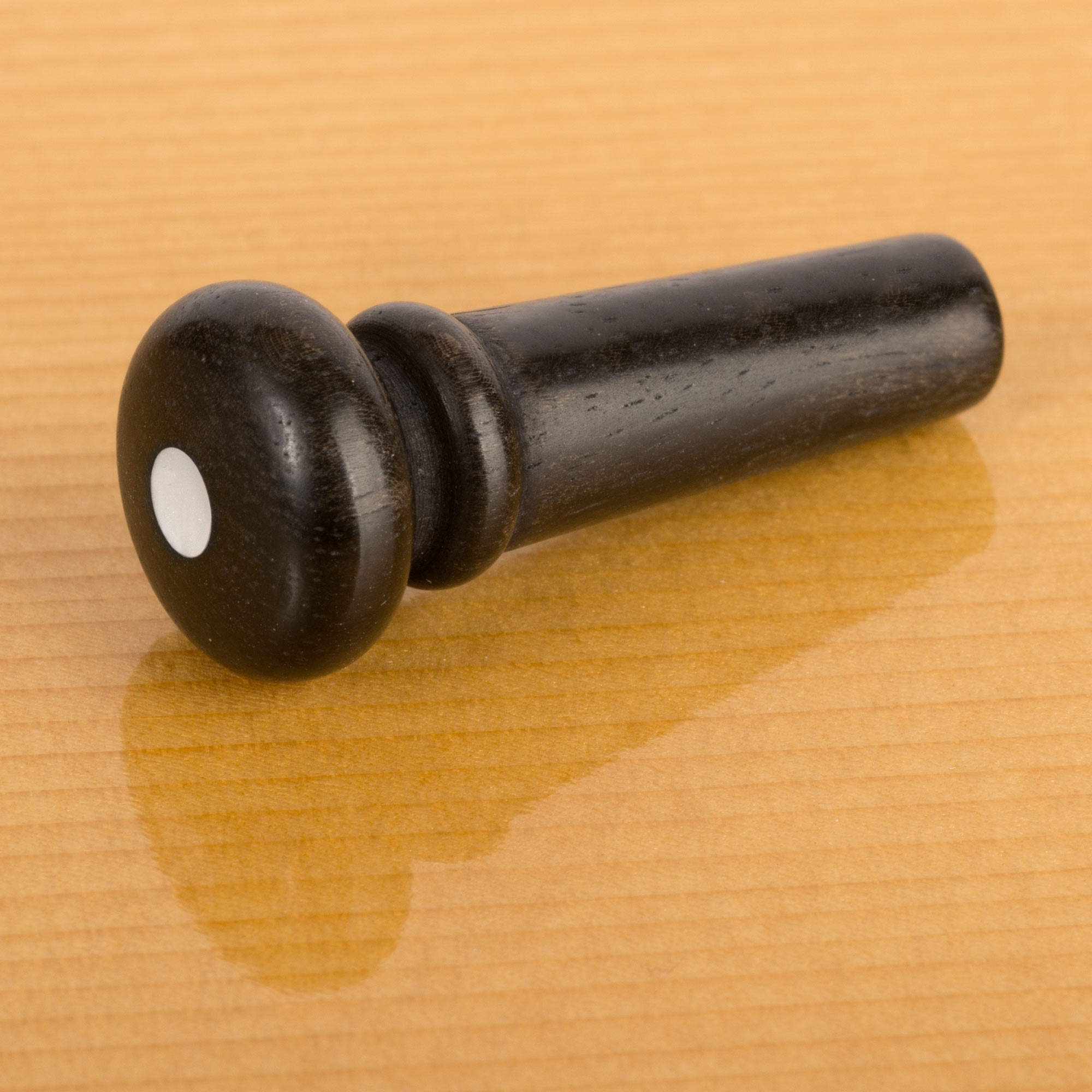 Waverly Ebenholz-Endpin mit Shell-Inlay