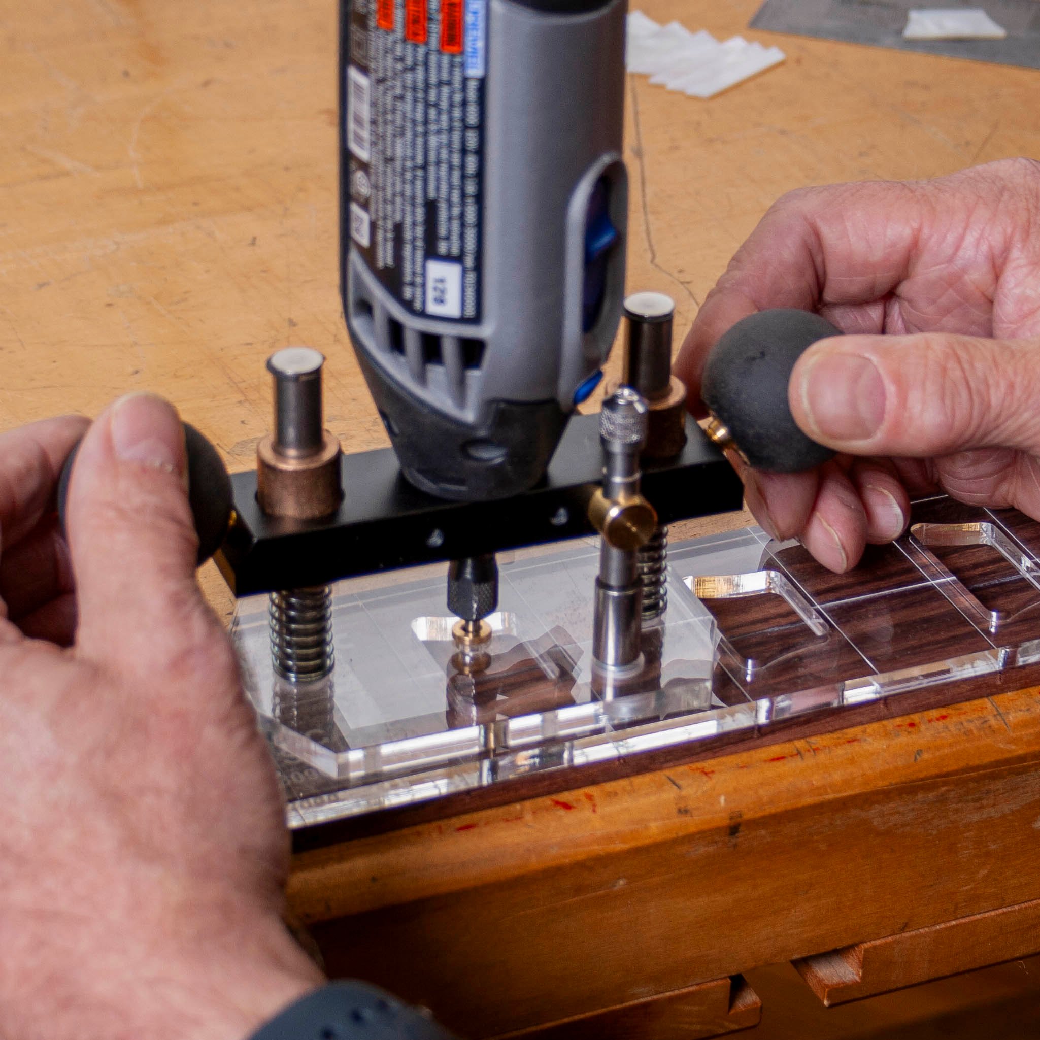 StewMac Griffbrett Griffbretteinlage Jig