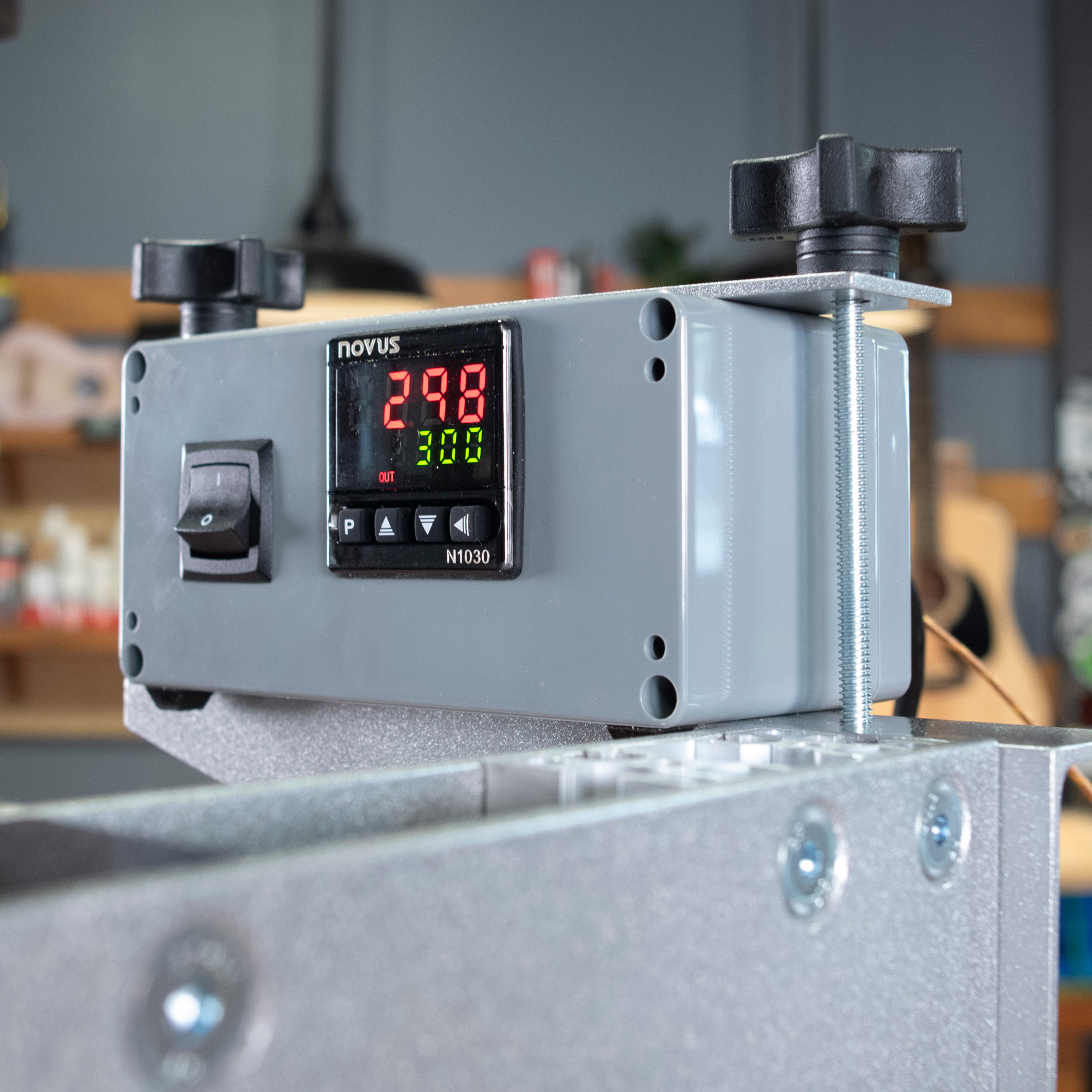 Temperaturregler für Seitenbiegung