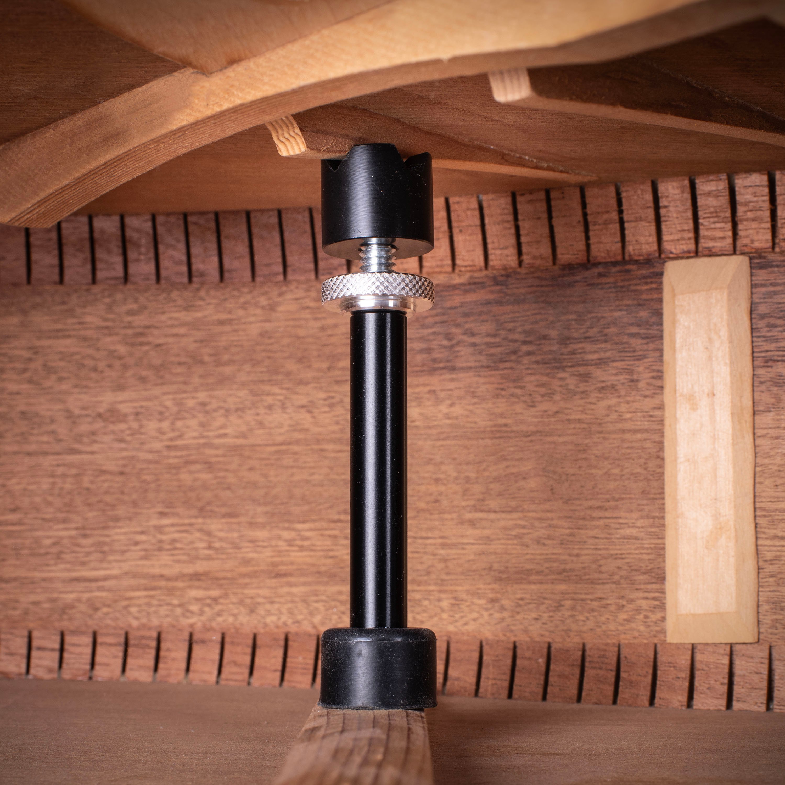 „StewMac Prop-Jack“-Zwinge