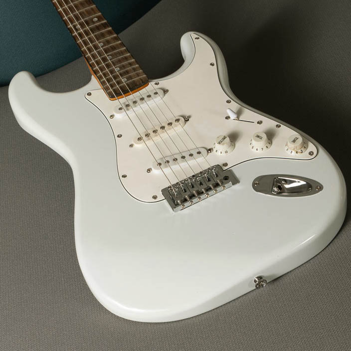 ColorTone-Sprühlack für Gitarren, Olympic White