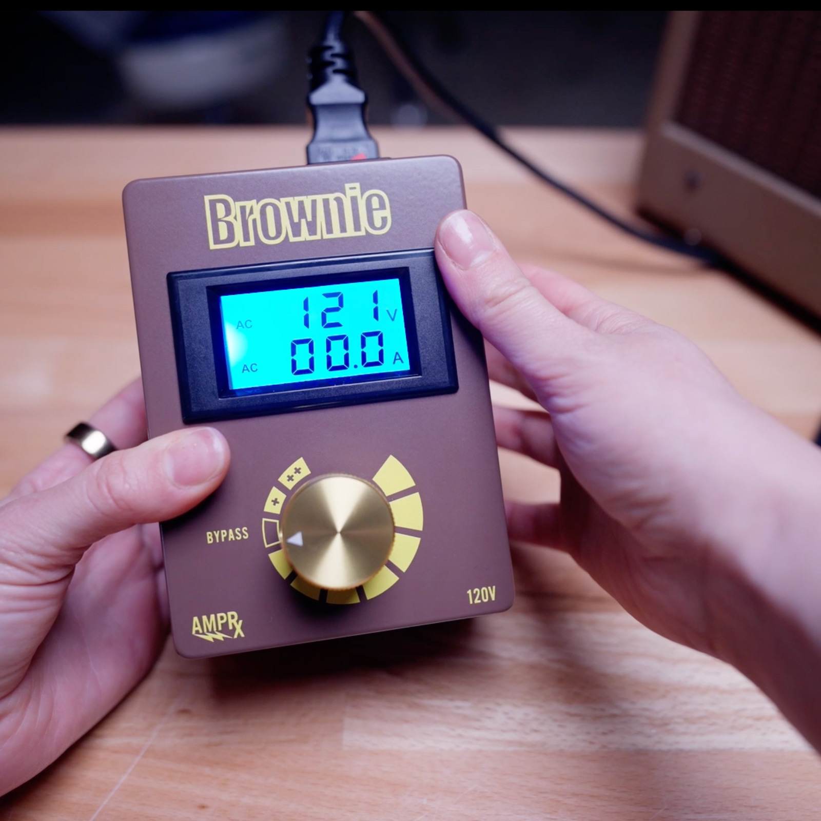 AmpRx Der Brownie Eingangsspannungsdämpfer