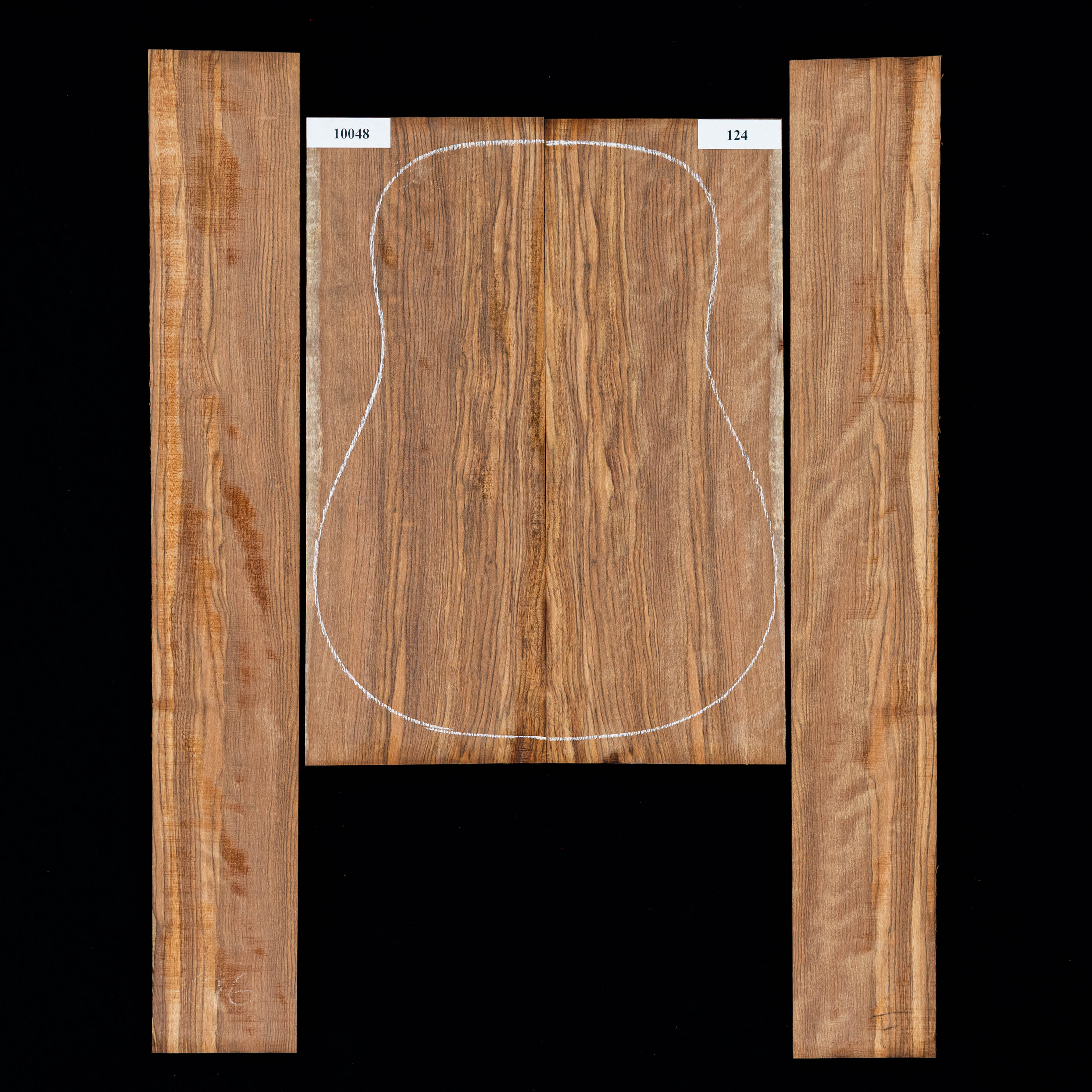 Rücken- und Seiten-Set mit Chechen – 124 Rücken- und Seiten-Set mit Chechen – 124