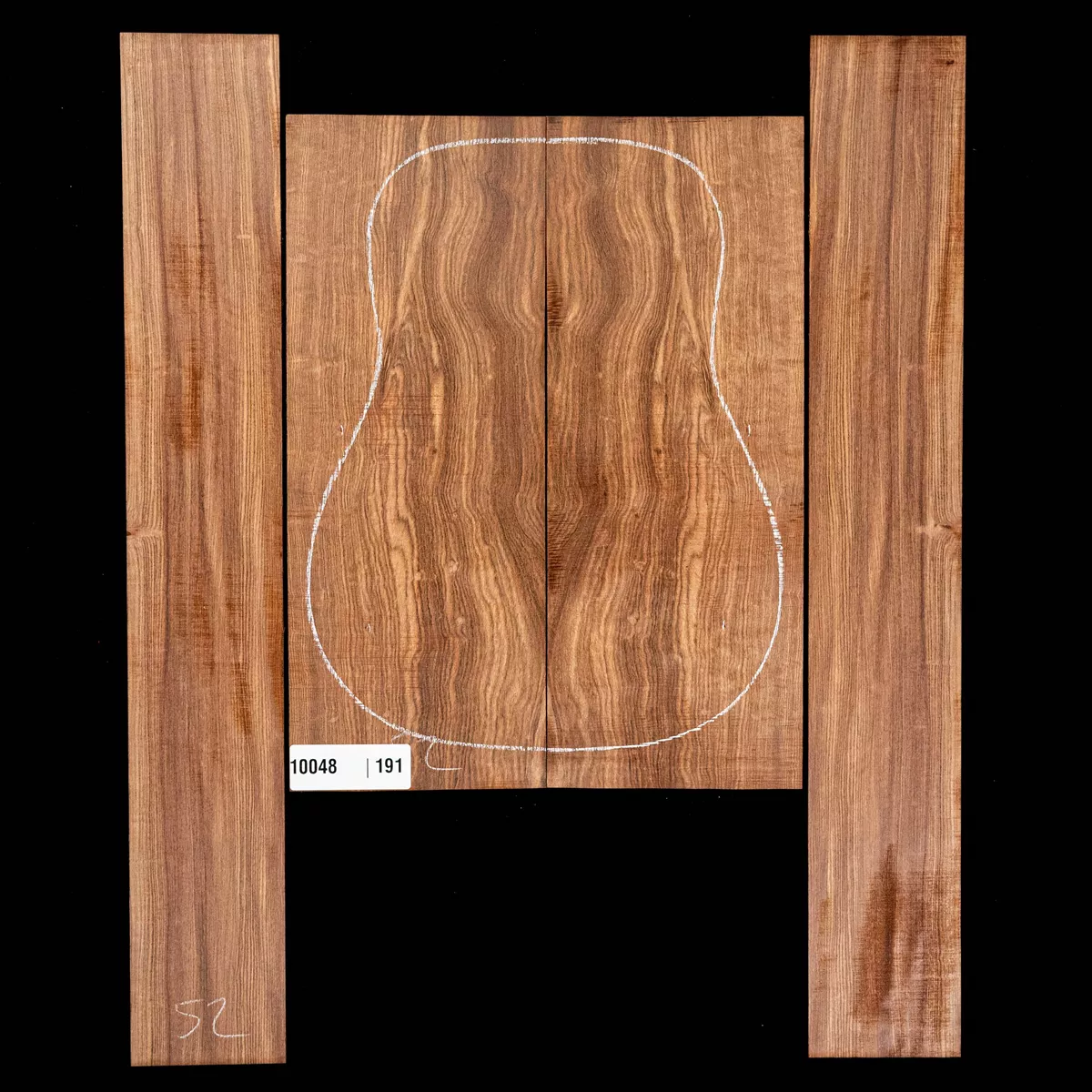 Rücken- und Seiten-Set mit Chechen – 191 Rücken- und Seiten-Set mit Chechen – 191