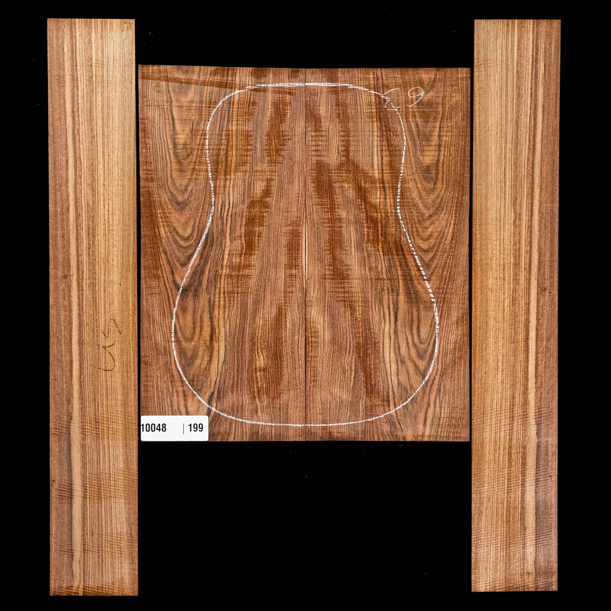 Rücken- und Seiten-Set mit Chechen – 199 Rücken- und Seiten-Set mit Chechen – 199