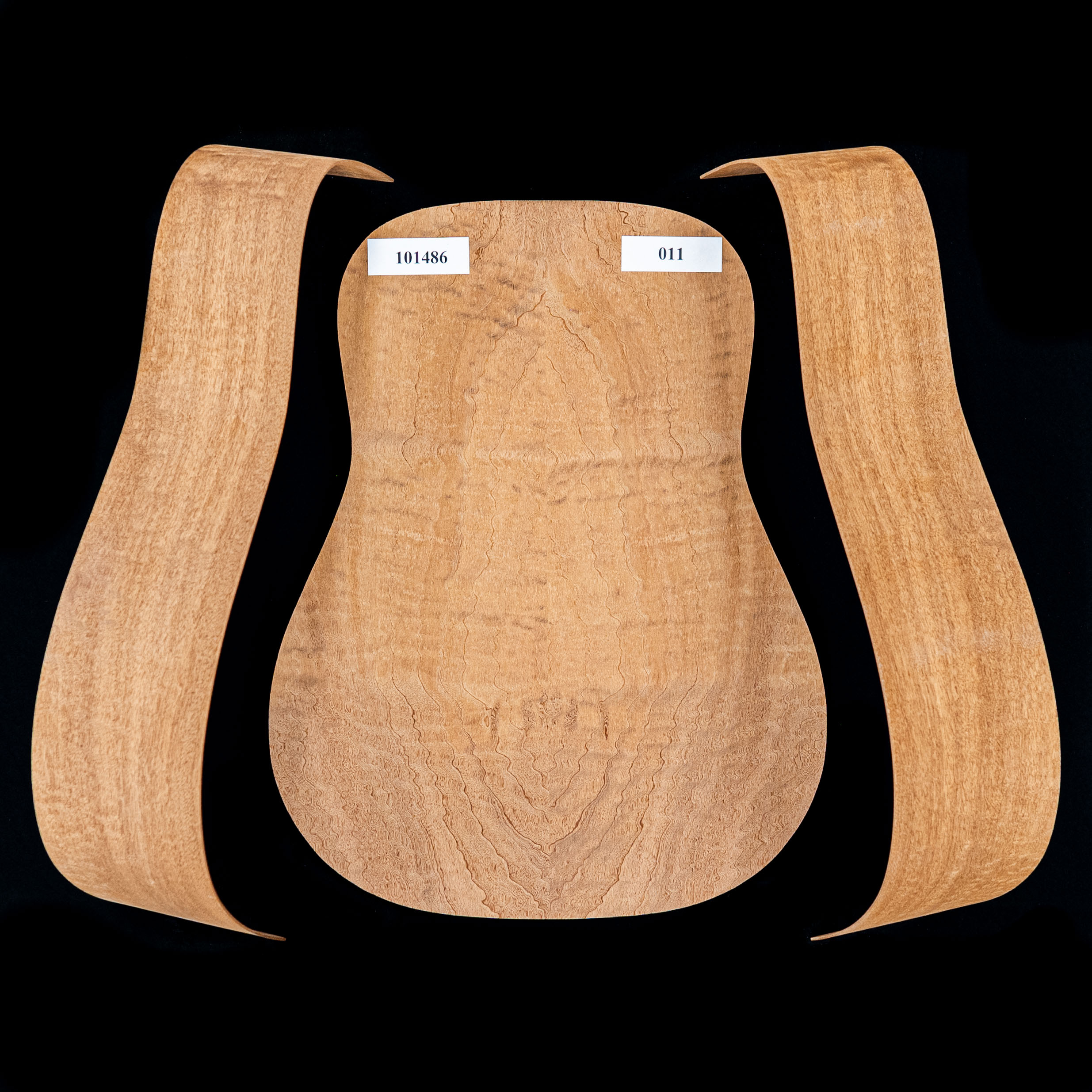 Abbildung Sapele Joined Back + BiegungsZargen-Set für Dreadnought Gitarre – 011 Abbildung Sapele Joined Back + BiegungsZargen-Set für Dreadnought Gitarre – 011