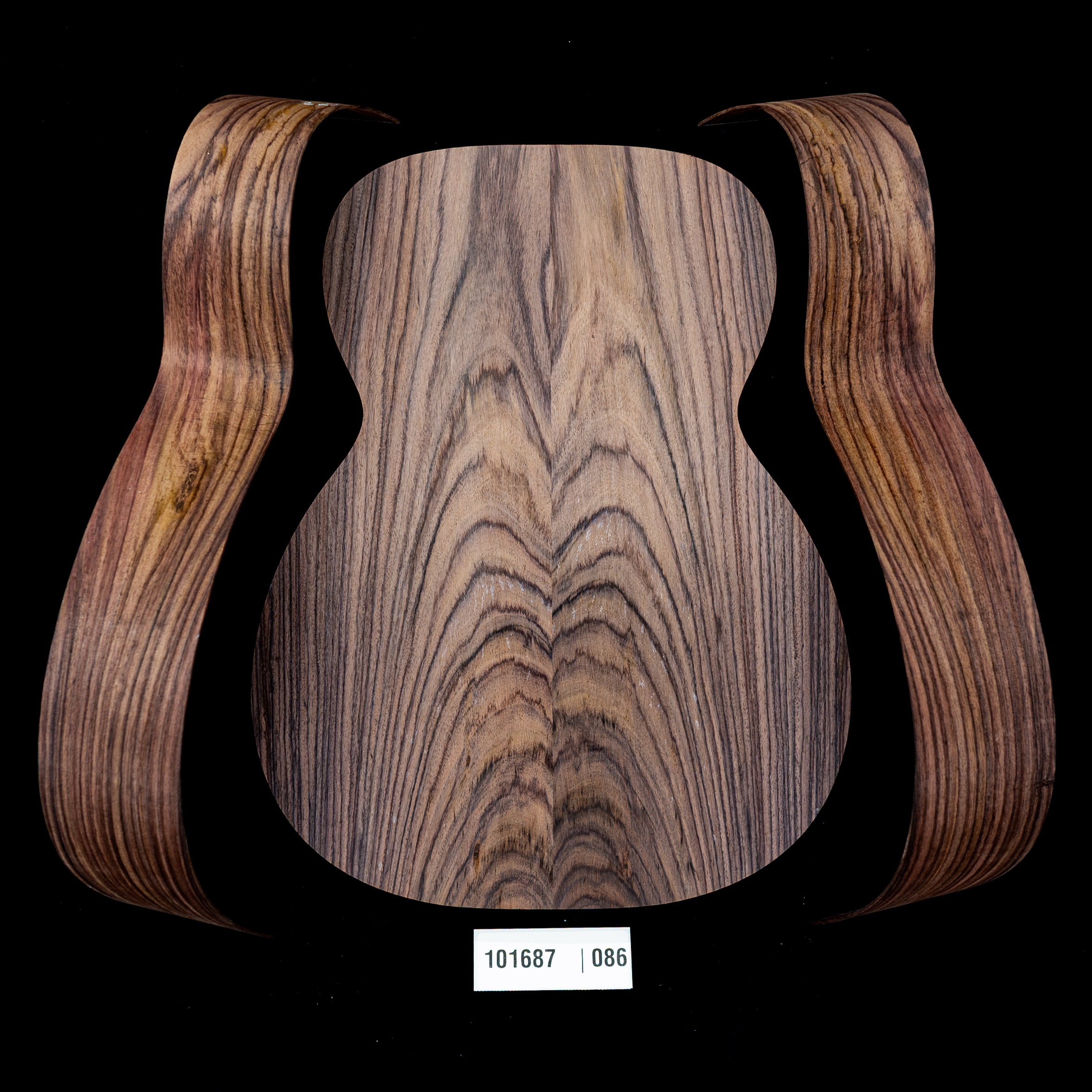 Set mit fertigem Boden + gebogenen Zargen aus Ostindischem Palisander, Wild Grain für OM-Gitarre – 086 Set mit fertigem Boden + gebogenen Zargen aus Ostindischem Palisander, Wild Grain für OM-Gitarre – 086