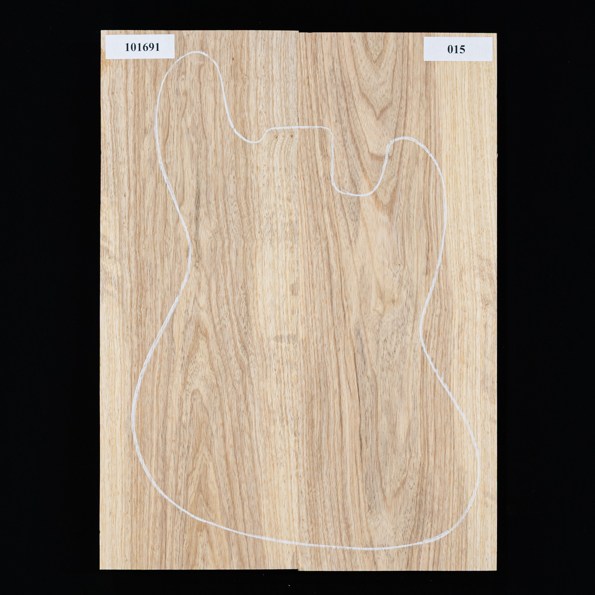 Übergroßer Body Blank Swamp Ash, 2-Piece (11,5 lb) – 015 Übergroßer Body Blank Swamp Ash, 2-Piece (11,5 lb) – 015