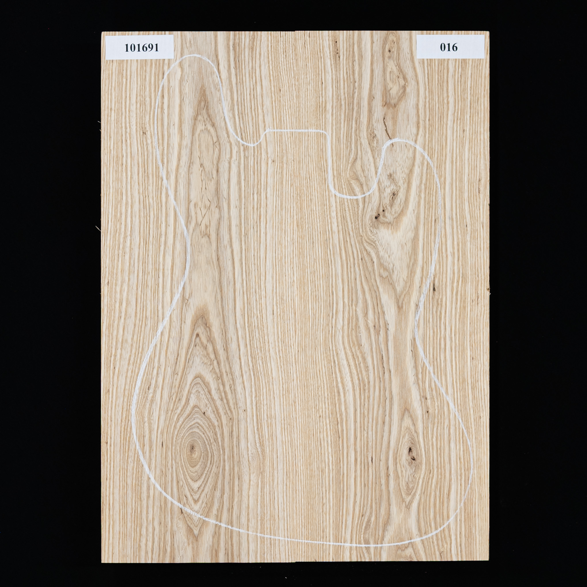 Übergroßer Korpusrohling Swamp Ash, 2-Piece (14,2 lb) – 016 Übergroßer Korpusrohling Swamp Ash, 2-Piece (14,2 lb) – 016