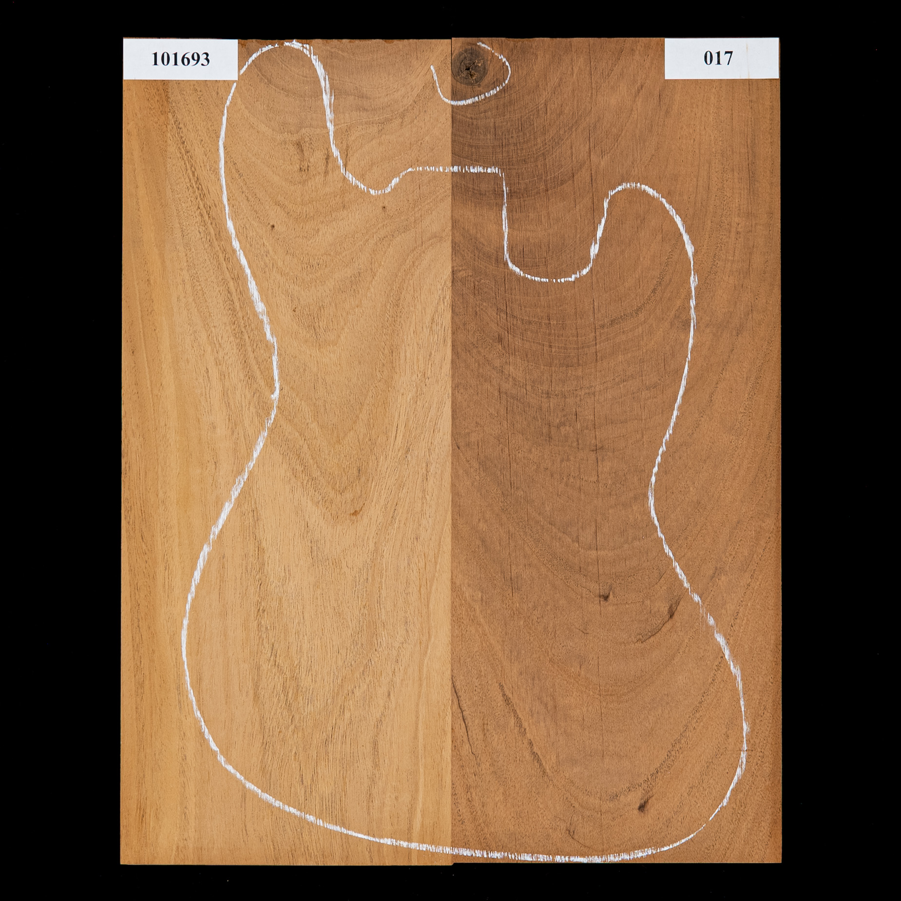 Honduran Übergroßer Body Blank aus Mahagoni, 2-Piece (12,4 lb) – 017 Korpusrohling Honduran Übergroßer Body Blank aus Mahagoni, 2-Piece (12,4 lb) – 017 Korpusrohling