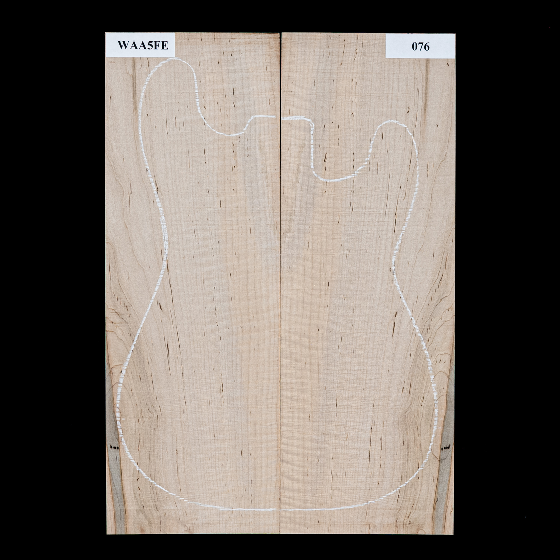 Flame Ambrosia Oberteil mit Ahornschnitzerei für Elektrogeräte – 076 Flame Ambrosia Oberteil mit Ahornschnitzerei für Elektrogeräte – 076