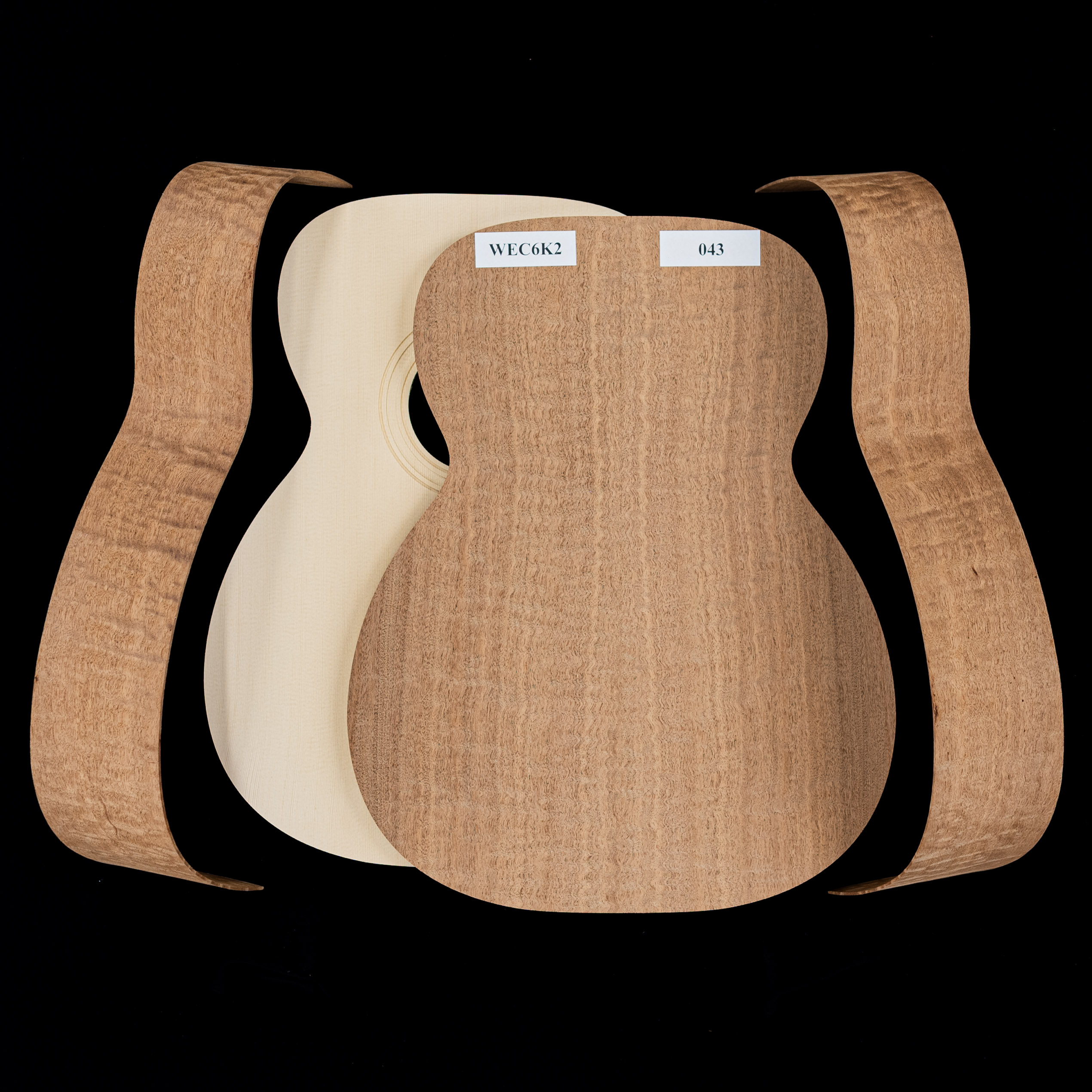 WoodStax Figurbetonter Sapele OM Gitarren-Bausatz, Hals zum Anschrauben Hals – 043 WoodStax Figurbetonter Sapele OM Gitarren-Bausatz, Hals zum Anschrauben Hals – 043