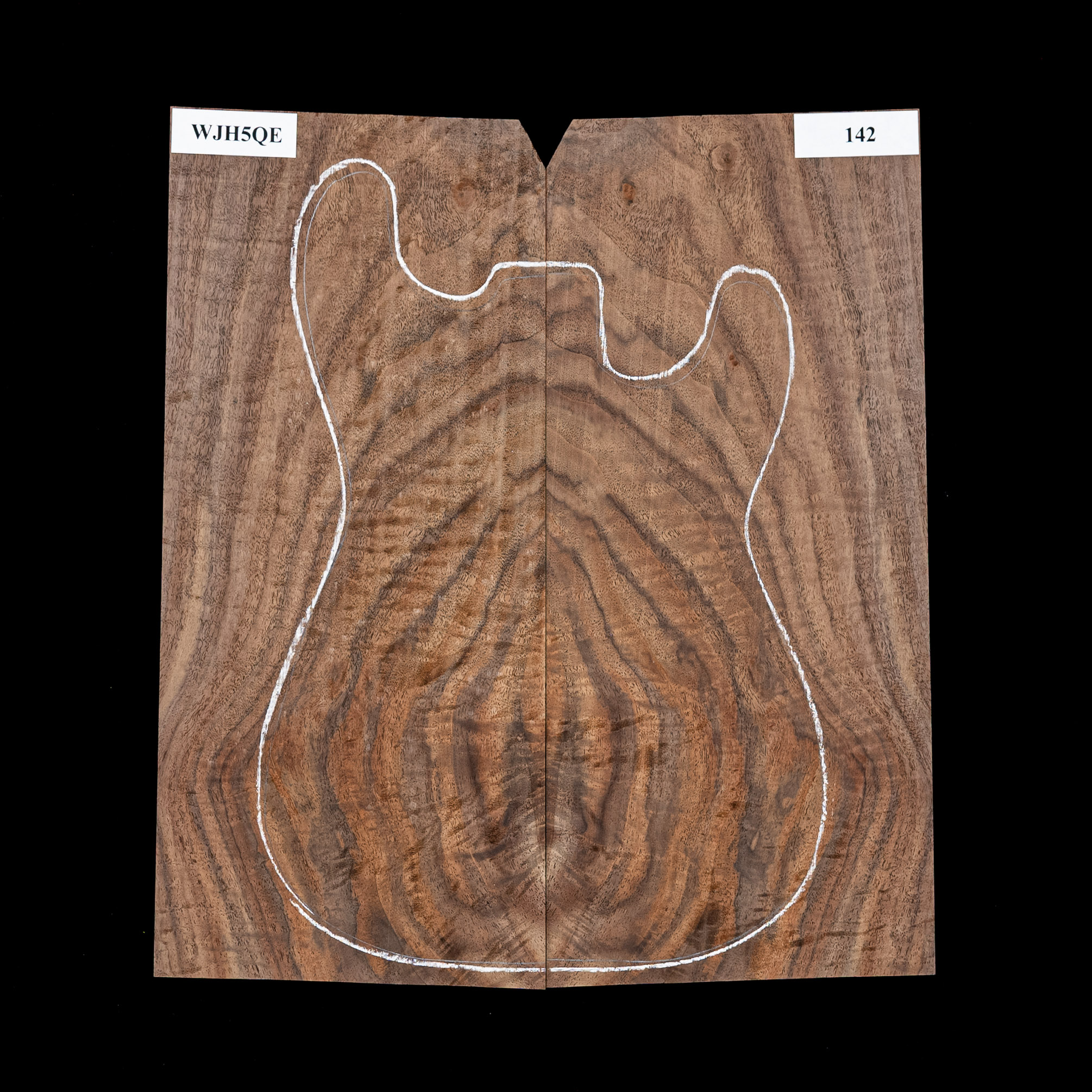 Laminiertes Top mit Flamme Claro Walnuss – 142 Laminiertes Top mit Flamme Claro Walnuss – 142