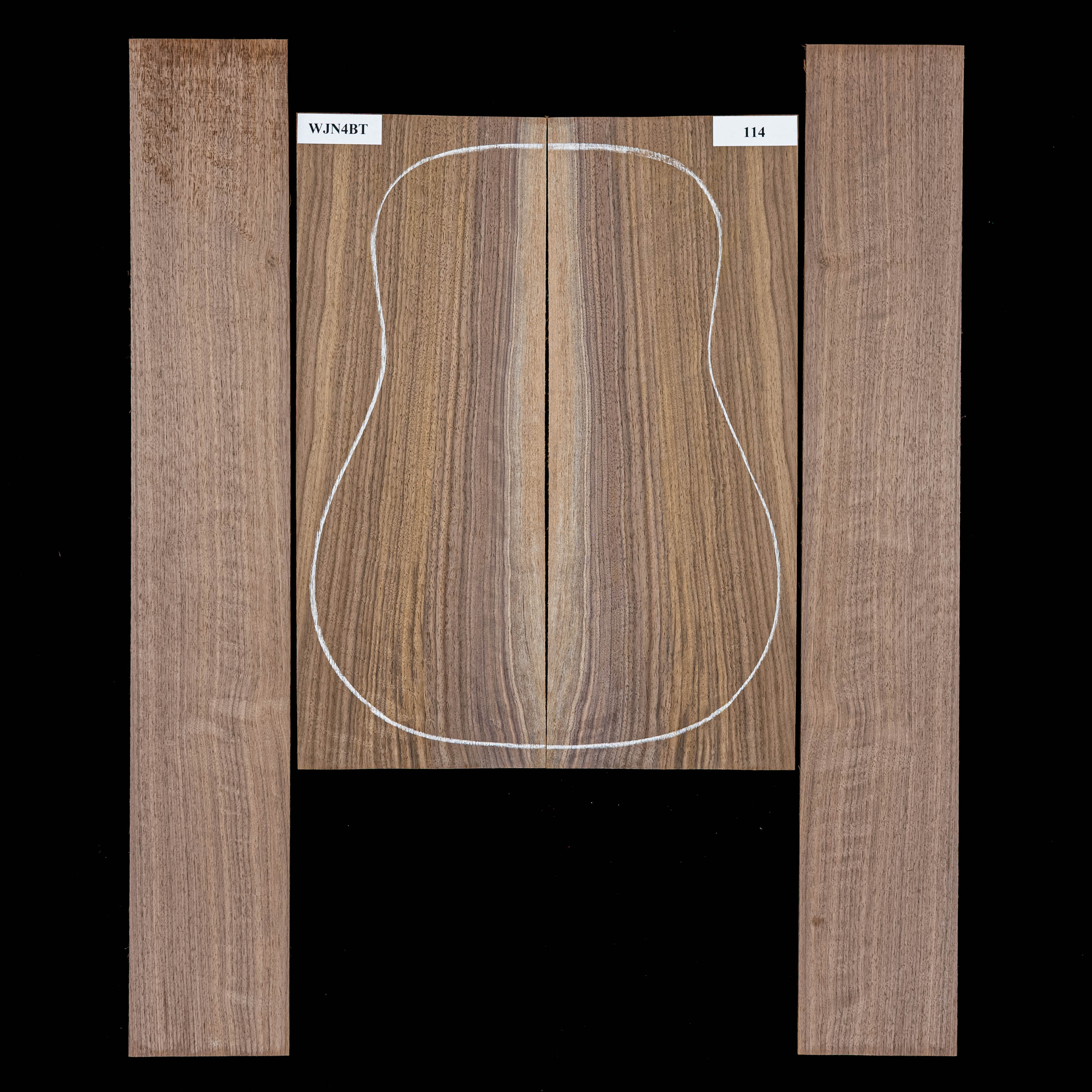 Flammenschwarzes Walnussrücken- und Zargen-Set – 114 Flammenschwarzes Walnussrücken- und Zargen-Set – 114