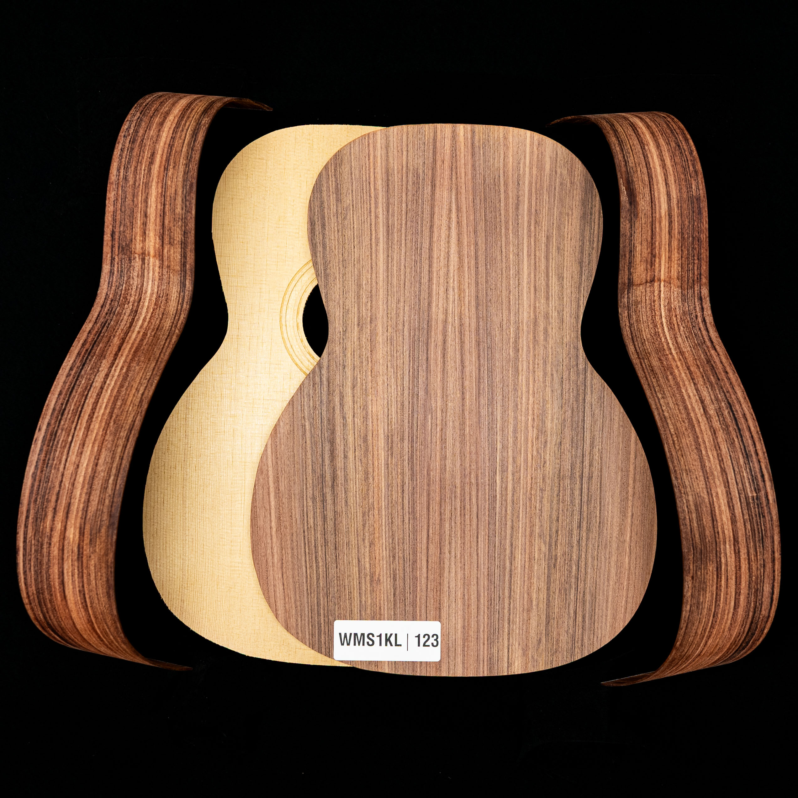 „WoodStax Pau Ferro Triple-O“-Gitarren-Bausatz, geschraubter Hals&nbsp;– 123