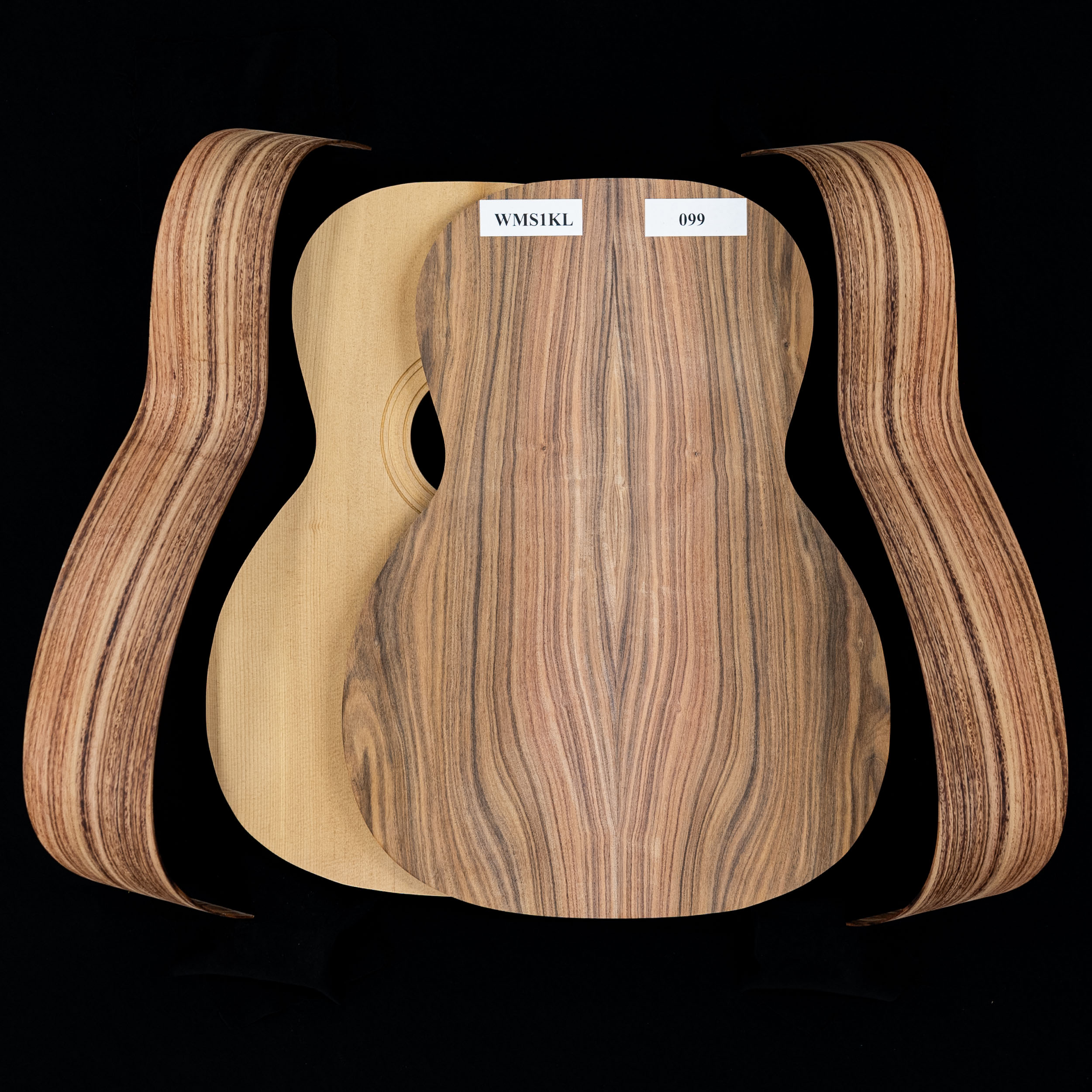 „WoodStax Pau Ferro Triple-O“-Gitarren-Bausatz, geschraubter Hals – 099 „WoodStax Pau Ferro Triple-O“-Gitarren-Bausatz, geschraubter Hals – 099