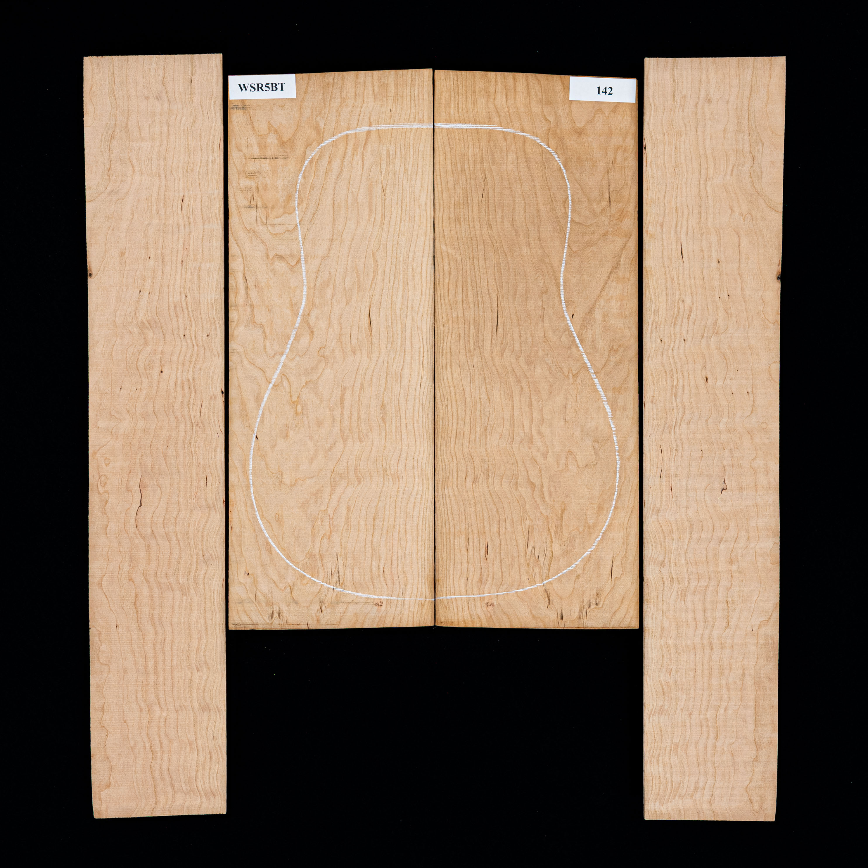 Set mit Boden + Zargen aus Amerikanischem Kirschbaum mit Riegelwuchs – 142 Set mit Boden + Zargen aus Amerikanischem Kirschbaum mit Riegelwuchs – 142