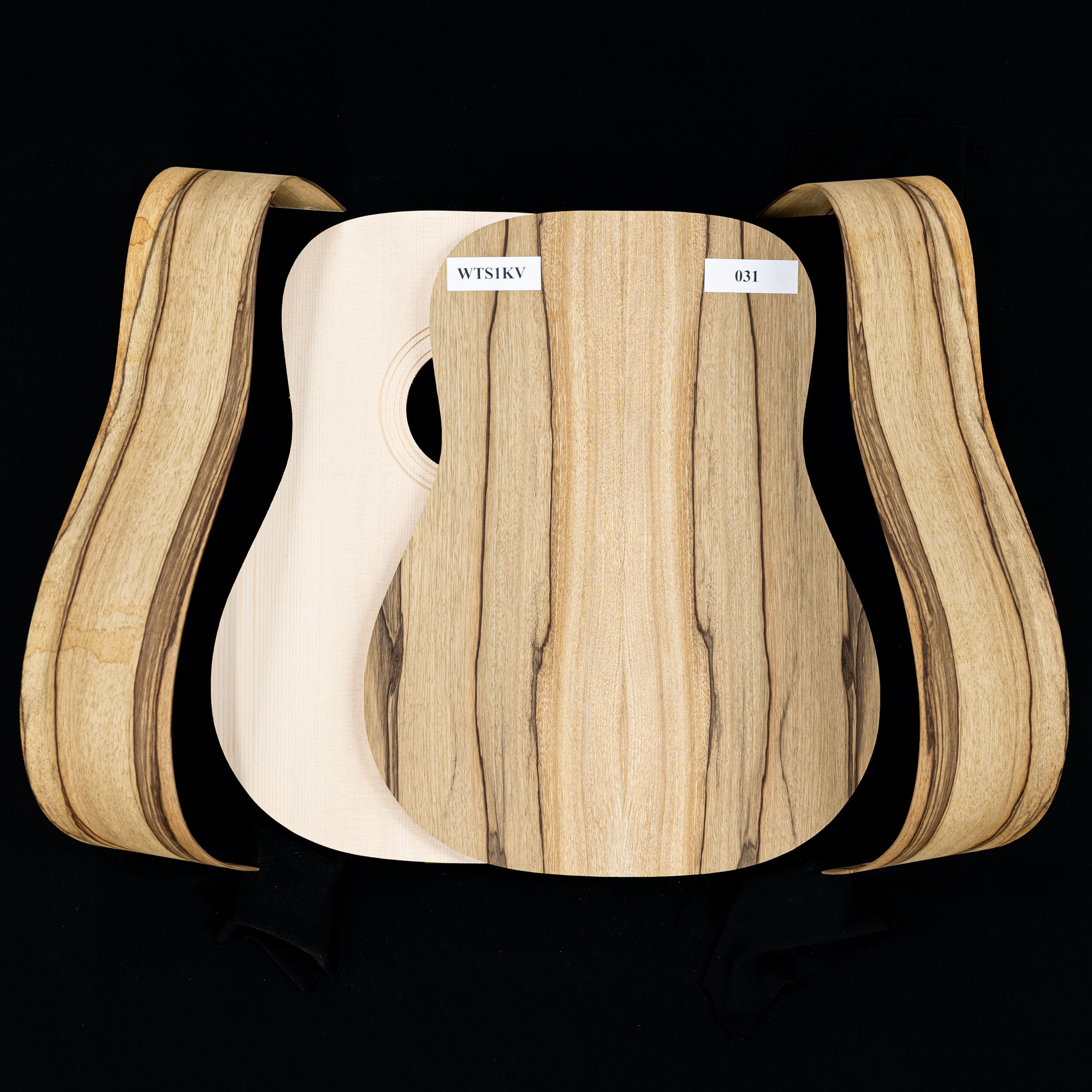 „WoodStax Black Limba Dreadnought“-Bausatz, geschraubter Hals – 031 „WoodStax Black Limba Dreadnought“-Bausatz, geschraubter Hals – 031