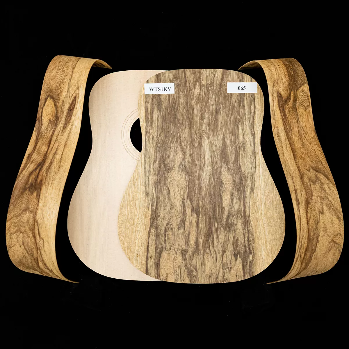 „WoodStax Black Limba Dreadnought“-Bausatz, geschraubter Hals – 065 „WoodStax Black Limba Dreadnought“-Bausatz, geschraubter Hals – 065