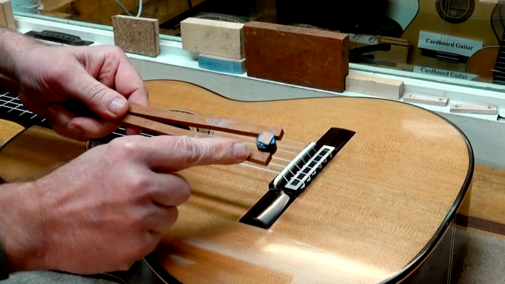 In die Gitarre gelangen – Luthier Tips du Jour Mailbag