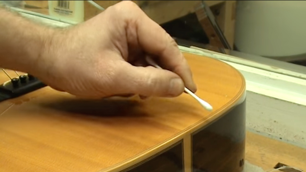 Bestimmung des Finish-Typs – Luthier Tips du Jour Mailbag