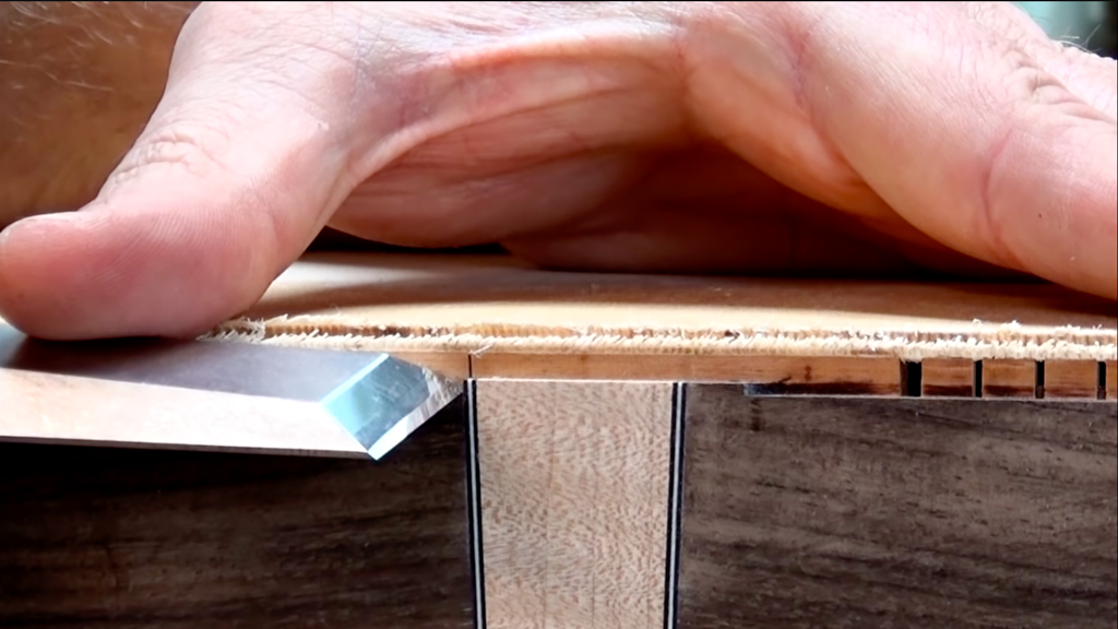 Gehrungsflanken – Luthier Tips du Jour Mailbag