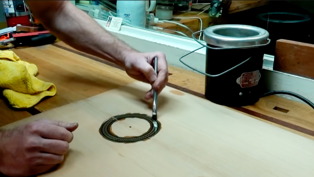 Nivellierende Rosetetten – Luthier Tips du Jour Mailbag