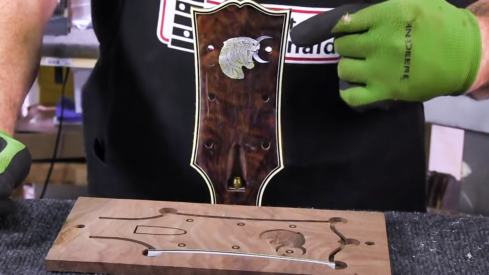 Neat-Trick für Peghead-Binding (Tiger-Inlay)