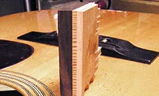 Den Sattel flach ablegen