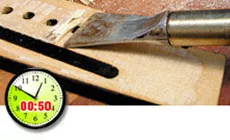 Klebstoff löste sich mit elektrischem Einbrennmesser (nächste 25min)