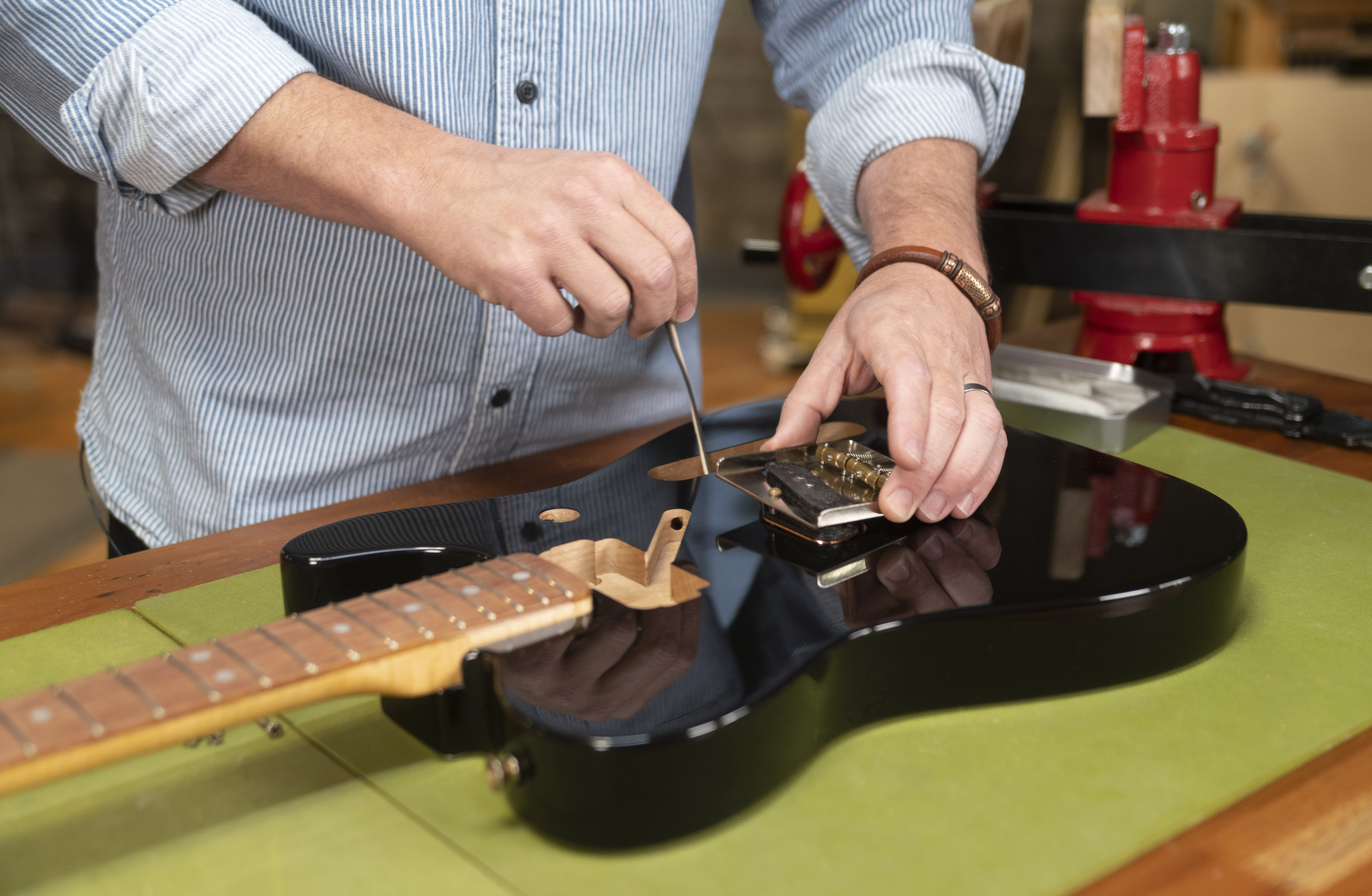 Bauen Sie Ihre Traumteilecaster-Gitarre auf