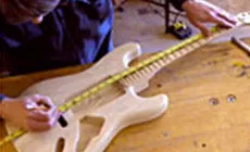 Mittellinie markiert