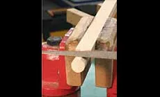 Ein rundes Tenon herstellen