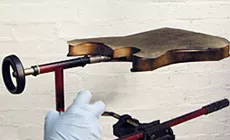 Sprühen der schwarzen Kante