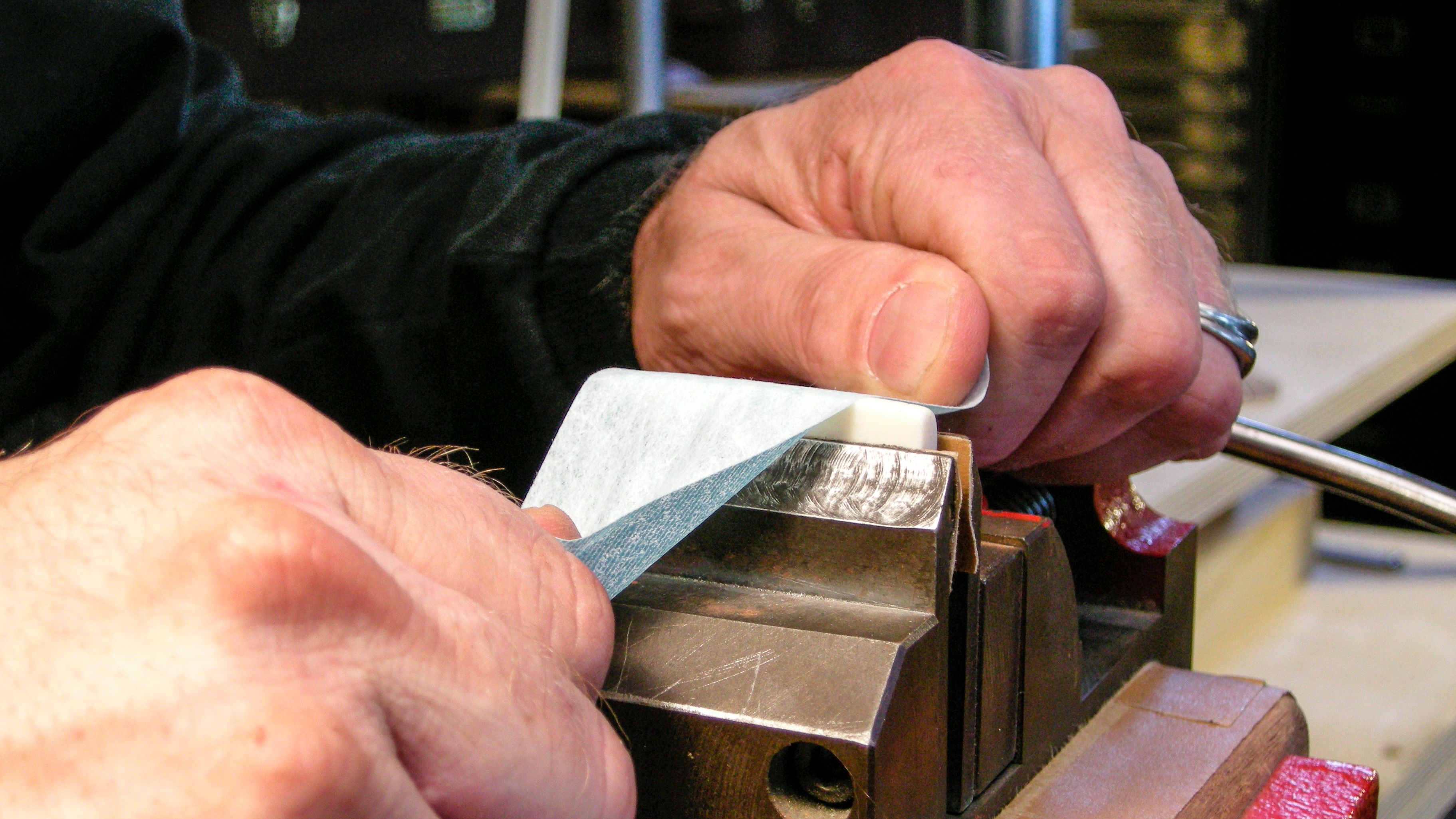Polierpapiere: flexible, wiederverwendbare Schleifmittel