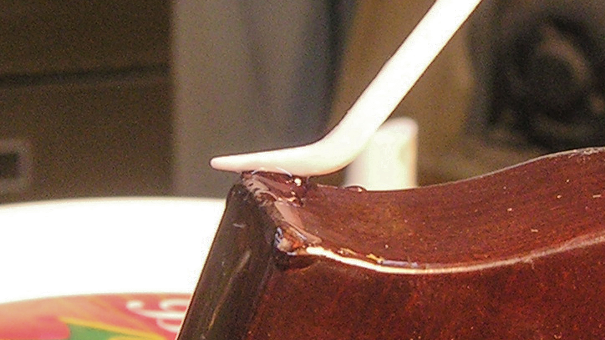 Super-Kleber-Drop-Fill: Schneller Fix für Finish-Chips