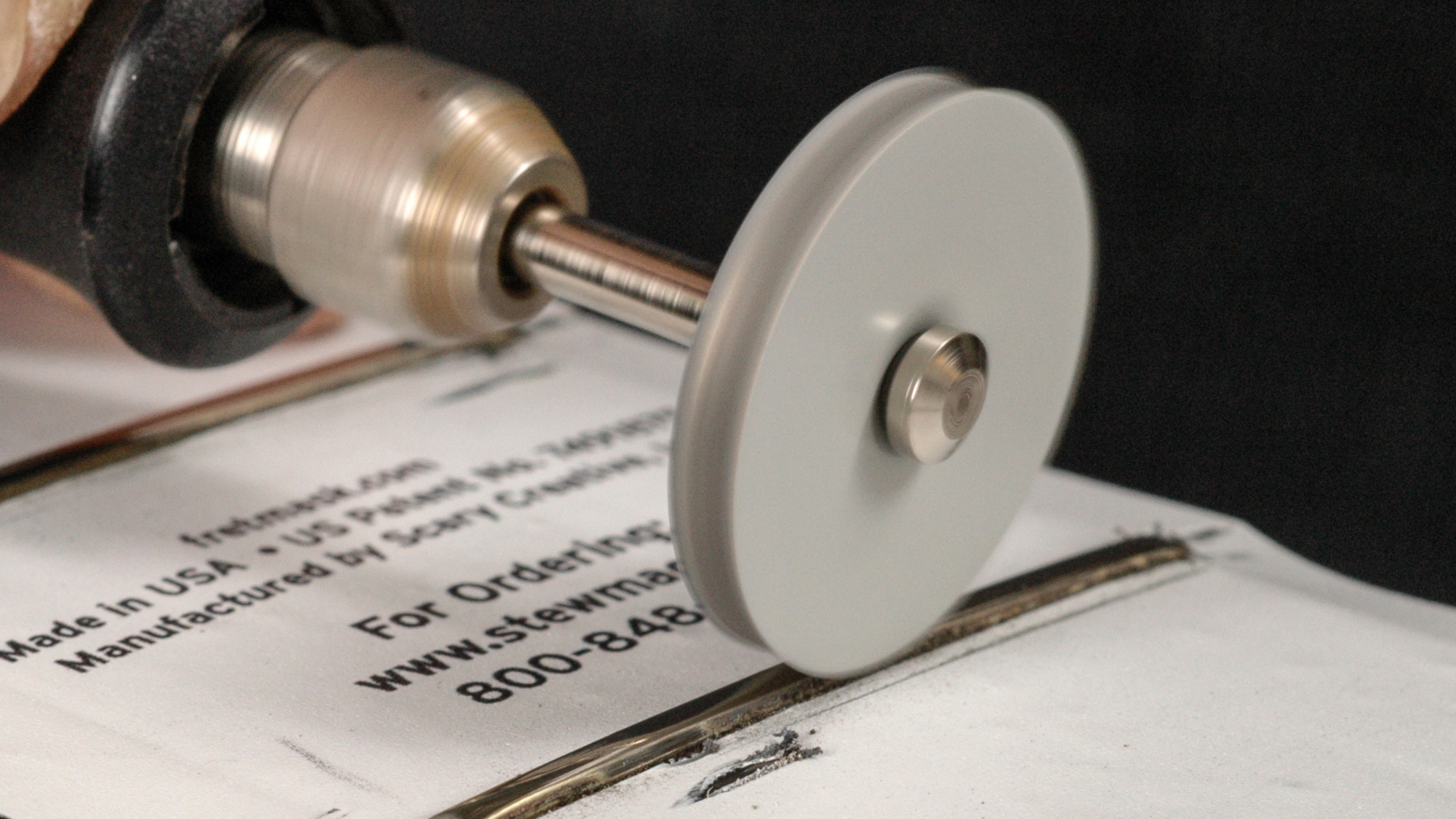 Verwendung von Fase-Polierrädern auf einer Flexwelle