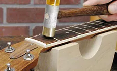 Hämmern von Ärgernissen