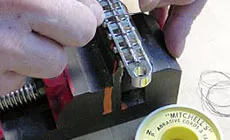 Mitchell-Scheuerkabel verwenden