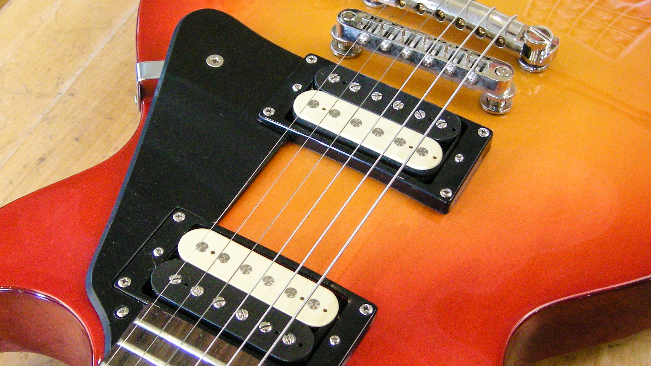 Einen Les Paul-Klon Vintage-Look machen